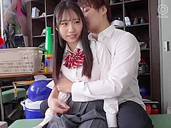 Eカップ美女が制服でスローなラブラブエッチ、ブルマ姿で淫乱手コキフェラ
